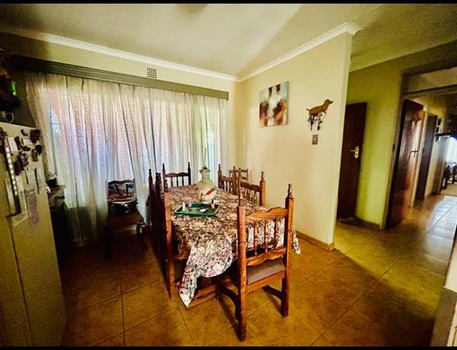 3 BEDROOM HOUSE FOR SALE IN VANDERBIJLPARK CE 4